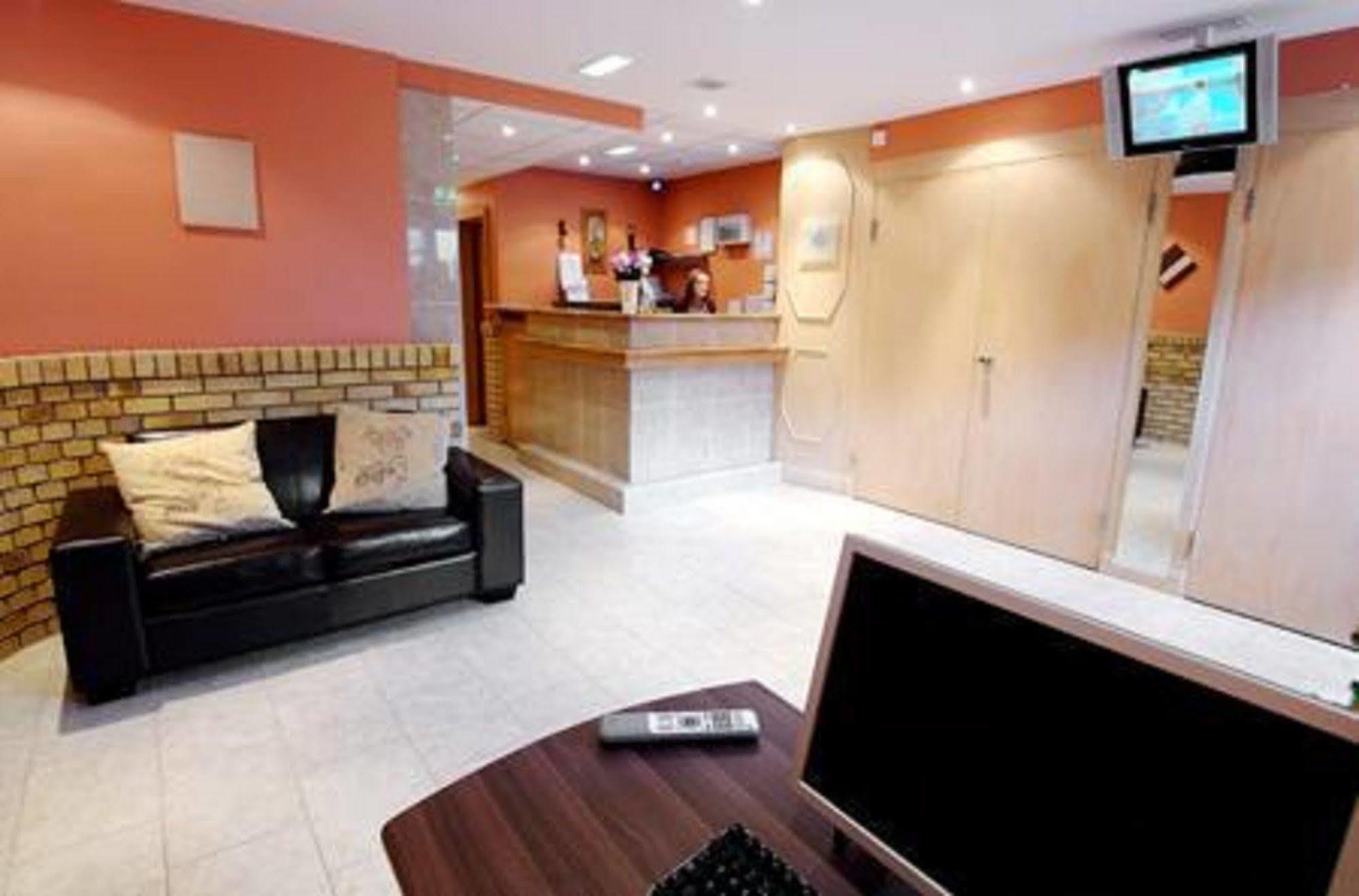 Rosemount Hotel Heathrow Hounslow Wnętrze zdjęcie