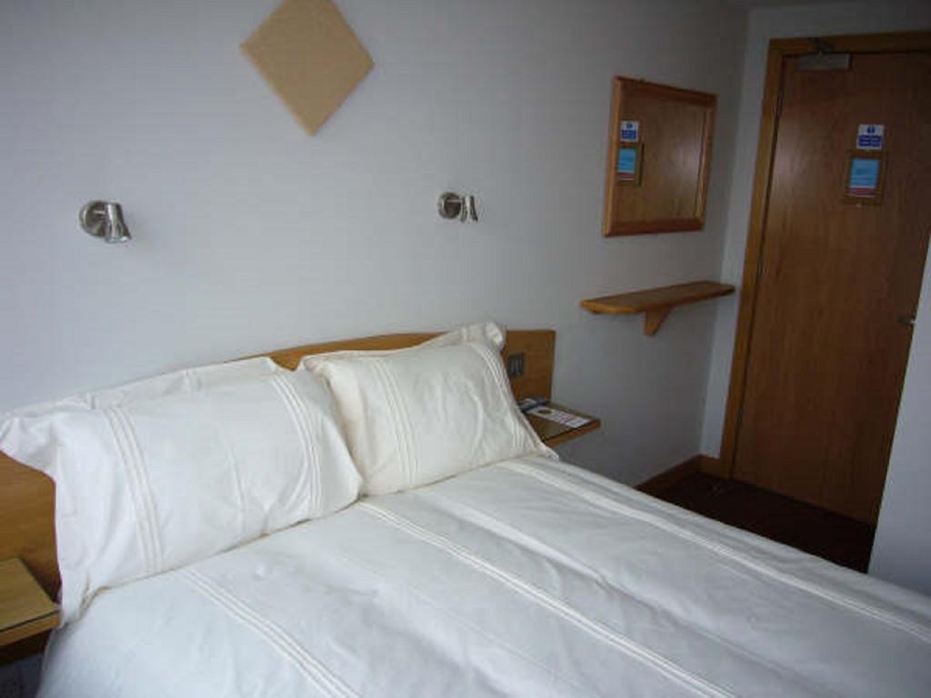 Rosemount Hotel Heathrow Hounslow Zewnętrze zdjęcie